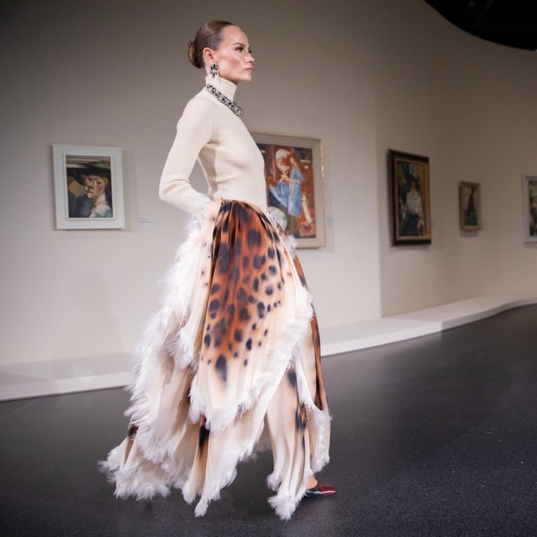 A model walks the runway at the Chanel Métiers d’Art show in Seoul. Photo: © Suzanne Duchamp / Adagp, Paris, 2026