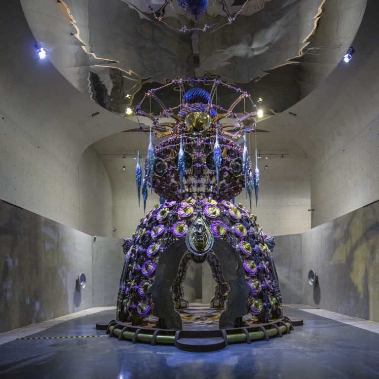 Amazing jewelry様 Hong Kong jewellery artist Wallace Chan brings his 'Vessels of