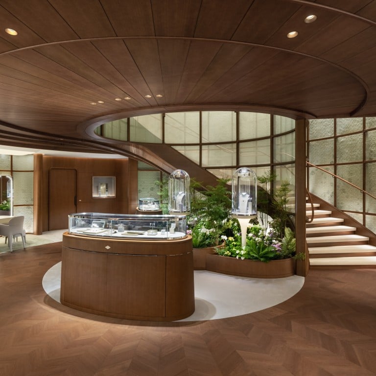 The Van Cleef & Arpels Hong Kong Maison is located at Alexandra House in Central district. Photo: Handout