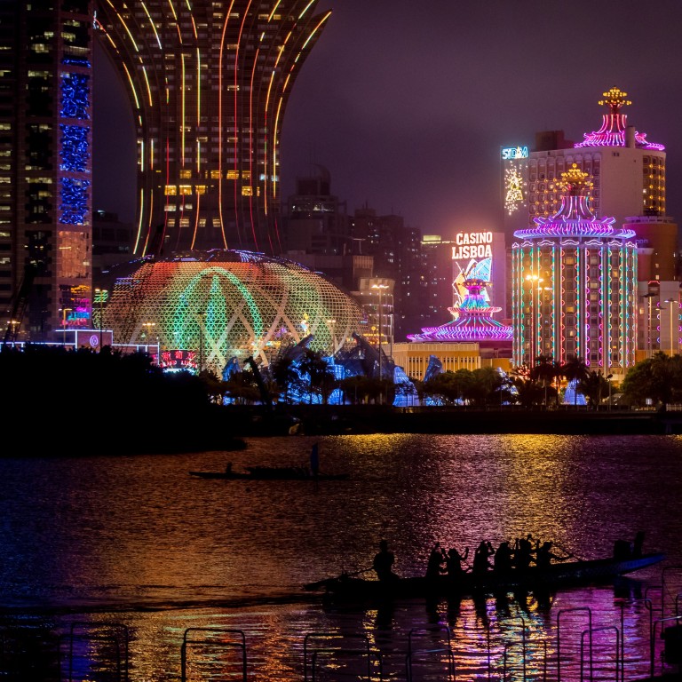 Wynn and MGM Surge After Macau Casino Operators Get New Licenses - Bloomberg