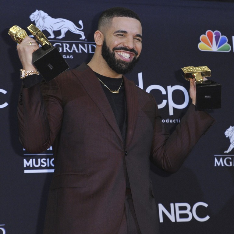 Billboard Music Awards Drake Honours Mum As He Breaks