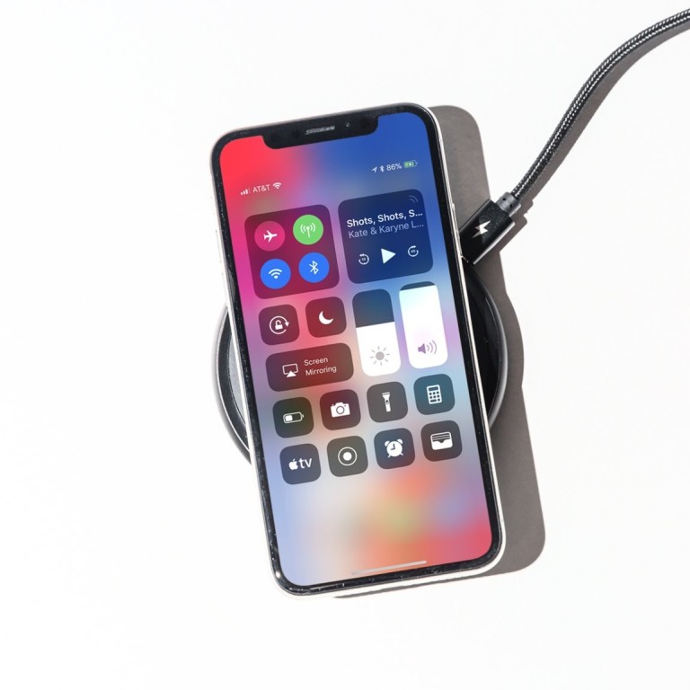If you do not have access to your iPhone’s wall charger, there are many ways to charge your device. Photo: Business Insider