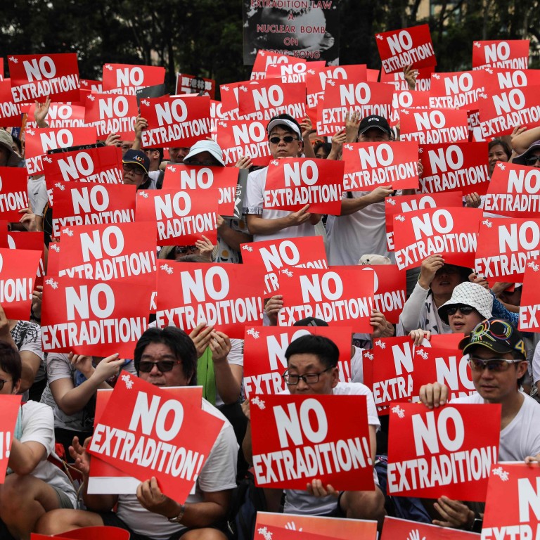 Hong Kong Government Working To Defuse Extradition Bill Crisis Considering Pause Rather Than Withdrawal South China Morning Post