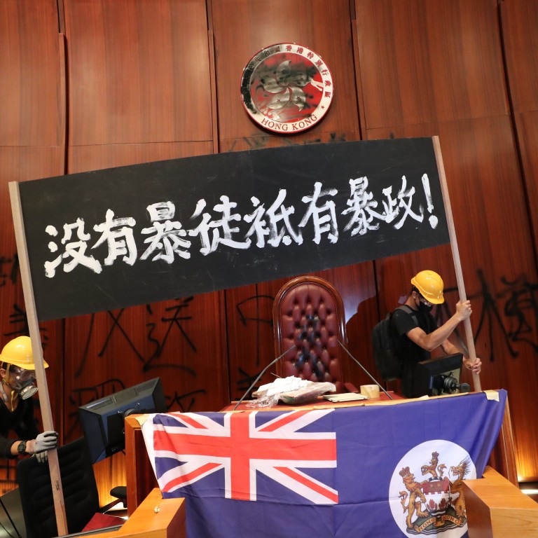 Ma Survey Finds Students With Emotional >> Hong Kong Protesters Increasingly Sympathise With Radical Action Ma Survey Finds Students With Emotional >> Hong Kong Protesters Increasingly Sympathise With Radical Action