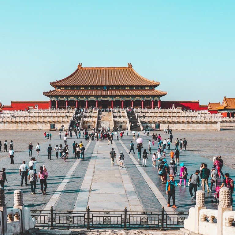 Mainland Chinese tourists love to travel and now spend more on holidays than those from any other country, according to a new survey by Get Going Insurance.
