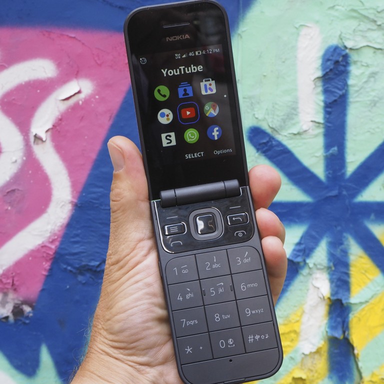 New Nokia Flip Phone Review Of Flip 2720 By A Non Techie Spurred