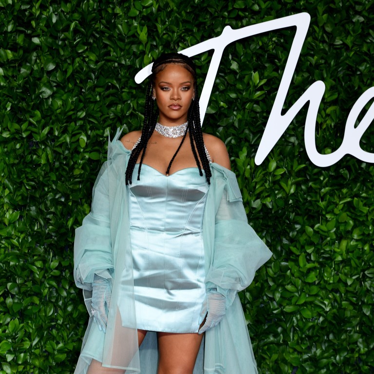How to get Rihanna s regal look at the British Fashion Awards