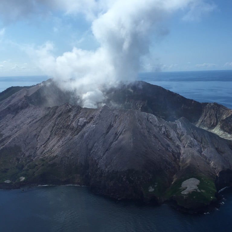  New  Zealand  volcano  why White Island erupted with no 