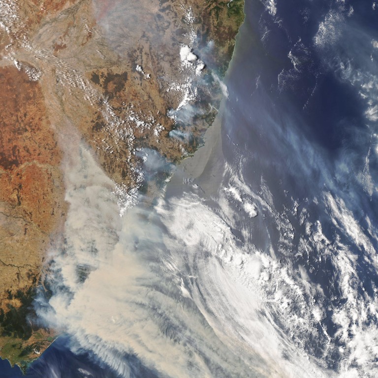 Millions Of Sparks More Hot Weather Raises Australia S Fire Danger South China Morning Post