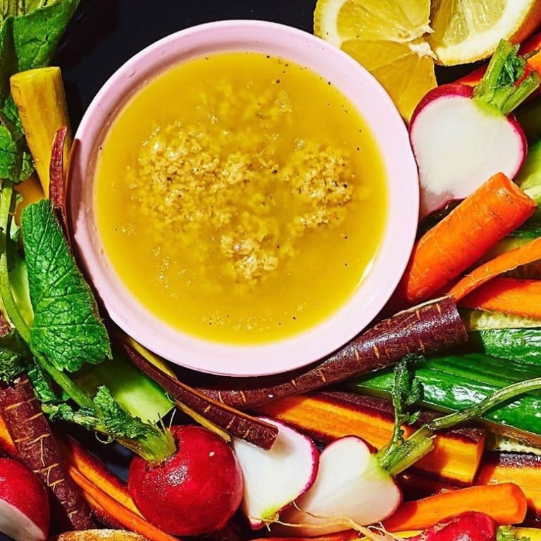 Does the Italian garlic soup known as bagna càuda really increase sexual desire? Photo: Instagram @thisiscrumb