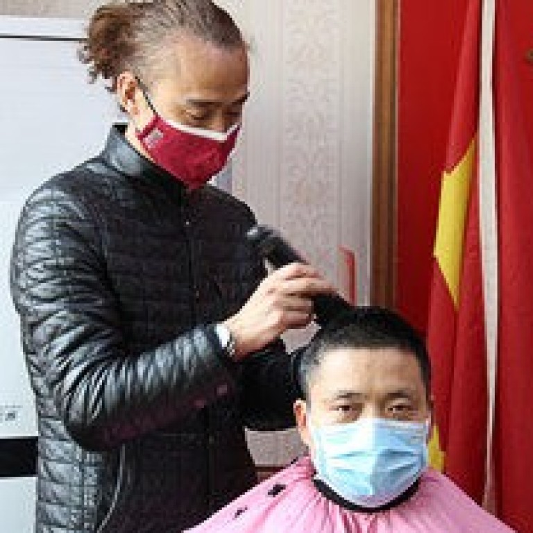 Coronavirus Chinese Find Ways To Help From Free Haircuts For