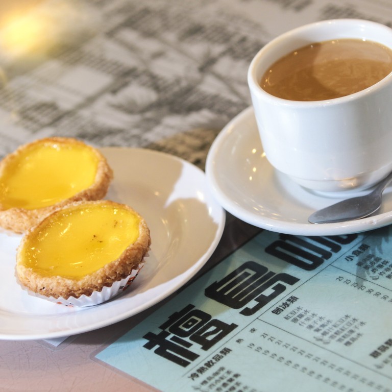 If you are having difficulty deciding on whether coffee or tea would best accompany your traditional egg tarts, then try yuen yeung – the coffee-tea hybrid popular throughout Hong Kong. Photo: SCMP