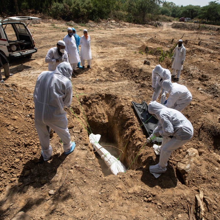 Coronavirus latest: worldwide deaths pass 250,000, with US ...