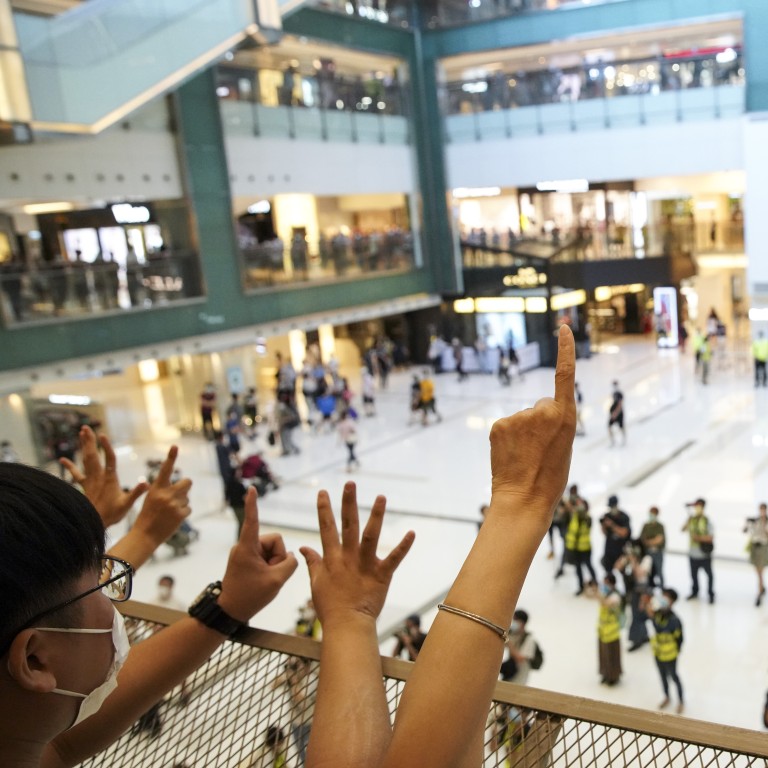 Zij zijn maat feedback Hong Kong protests: plain-clothes police arrest eight in mall as  demonstrators heed online calls to gather in four shopping centres | South  China Morning Post