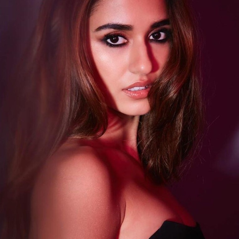 10 Times Bollywood Superstar Disha Patani S Toned Abs And Sexy Style Set Our Instagram Feeds On