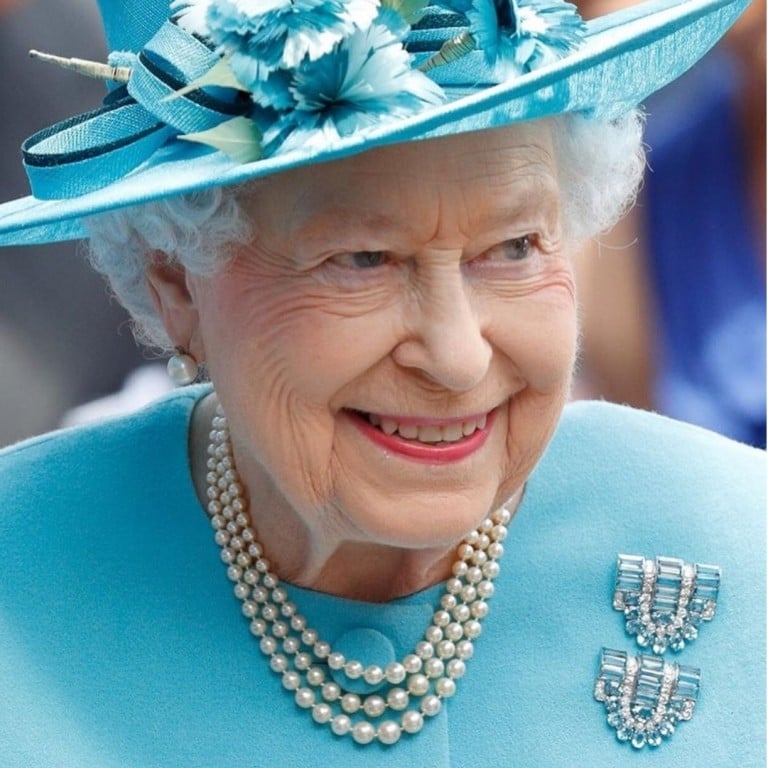 Queen Elizabeth loves her aquamarine jewellery pieces and brooch. Photo: Instagram