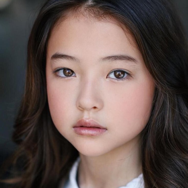 Who is Ella Gross, the 11-year-old model, actress and influencer – and does  she look more like a young Song Hye-kyo, or Blackpink's Jennie?