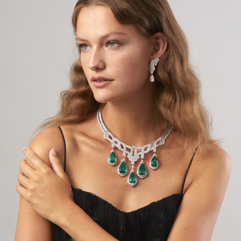 Van Cleef & Arpels’ Merveille d’Émeraudes necklace is inspired by Princess Faiza’s art deco-style platinum collaret dating back to 1929. Photo: VCA