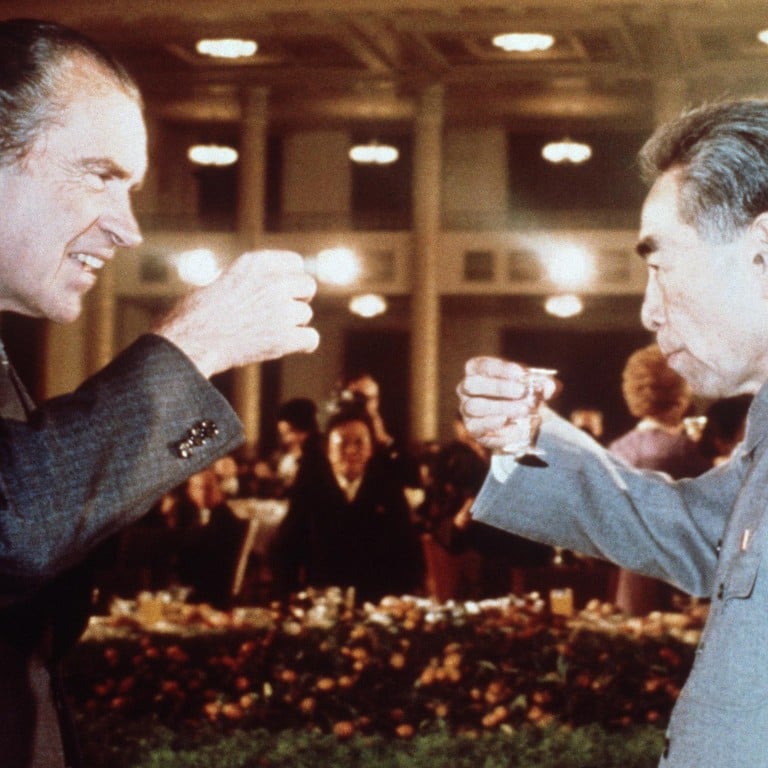 US president Richard Nixon toasts Chinese Prime Minister Zhou Enlai with baijiu in February 1972 in Beijing. Photo: AFP