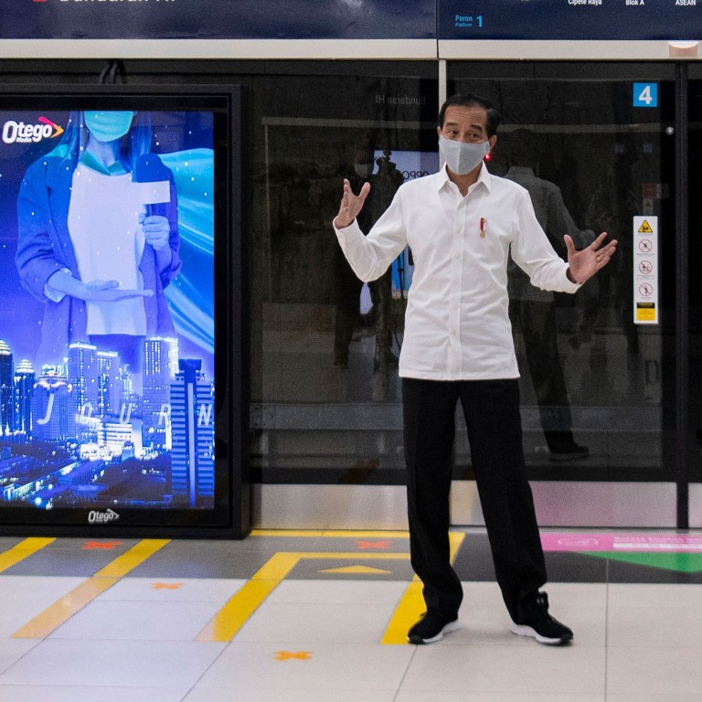 Indonesian President Joko Widodo visits an MRT station in Jakarta. Photo: AFP
