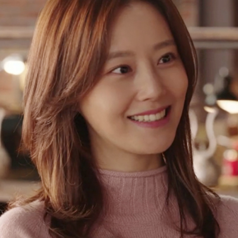 Multi award-winning but intensely private actress Moon Chae-won in her most recent drama, Flower of Evil. Photo: TvN/ Handout