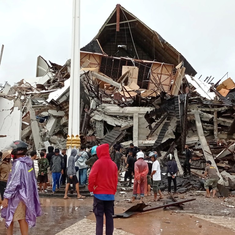 Indonesia Earthquake 10 000 People Flee Buildings Flattened In Sulawesi Island South China Morning Post People attend an outdoor church service in the earthquake damaged area of jono oge village, in sigi district, south of palu, central sulawesi, indonesia october. indonesia earthquake 10 000 people