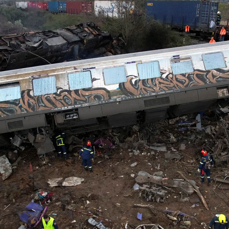 Two Greece Trains Crash, Killing 36; Transport Minister Resigns ...