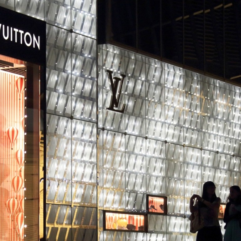 Louis Vuitton quits Paris to show in China and Japan｜Arab News Japan