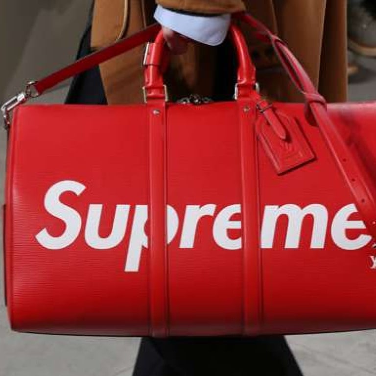 Maleta supreme louis online vuitton