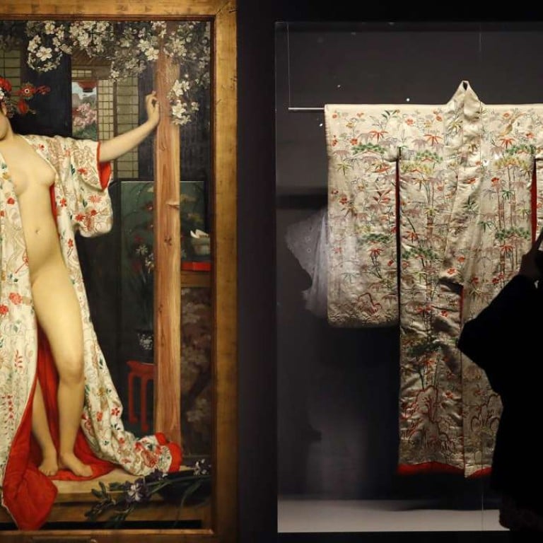 A painting by late artist James Tissot "La japonaise au bain" (The Japanese Bath) at an exhibition titled "Kimono - Au bonheur des dames" at the Guimet museum in Paris. Photo: AFP