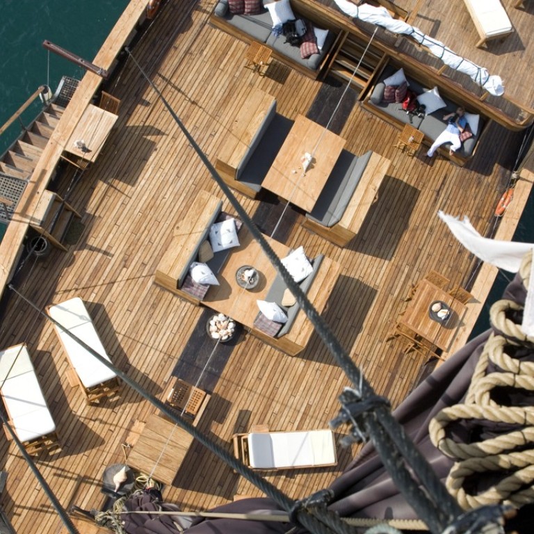 The Silolona offers exclusivity and privacy for luxury barefoot travellers.