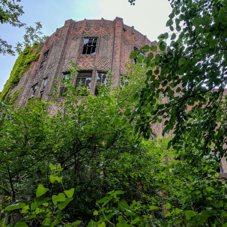 Nearby Manhattan is a little-known island that was abandoned nearly 55 years ago