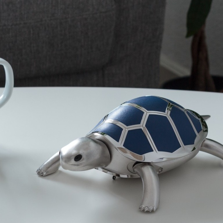 Kelys & Chirp is a mechanical automaton – a collaboration between MB&F, Reuge and Nicolas Court.