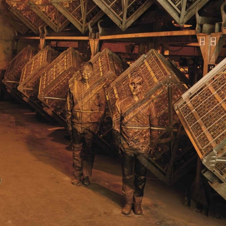 Chinese performance artist and photographer Liu Bolin, whose nickname is ‘The Invisible Man’, teamed up with Maison Ruinart to create a series of artworks, including ‘Hiding in the Gyropalettes with Pablo’.