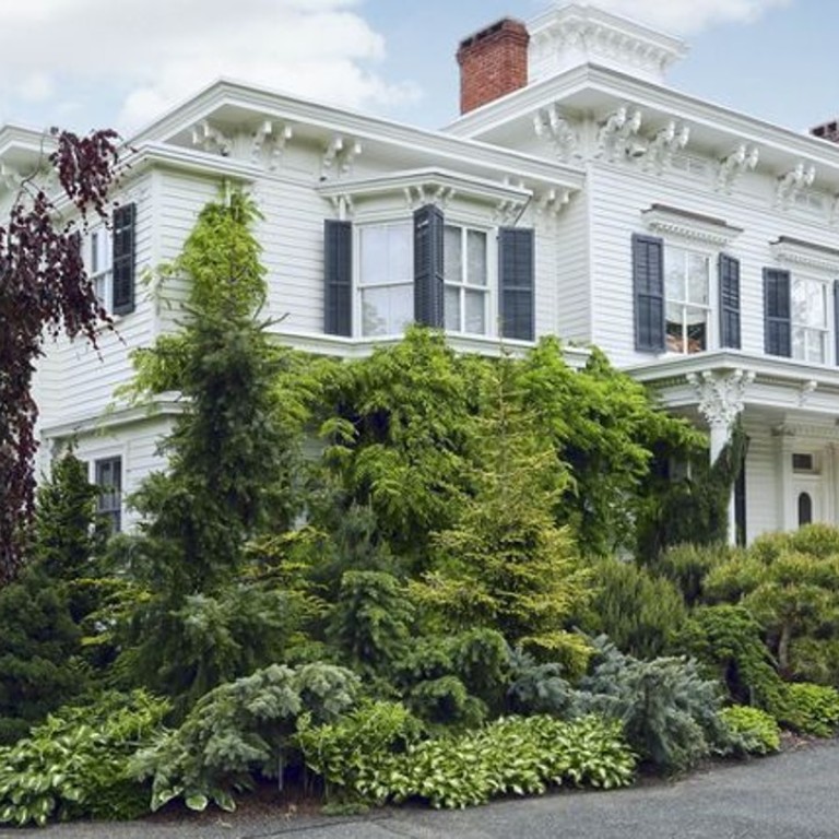 The house has 6,000 square feet of interior space. Photo: Sothebys International Realty