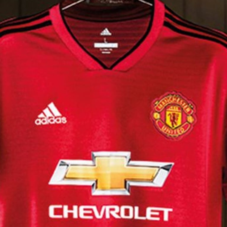 Manchester united jersey hotsell 2018 price