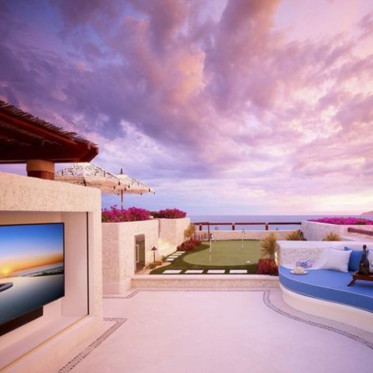 Developers are increasingly inviting high-net-worth individuals to have short stays at luxury resort developments, such as Las Ventanas al Paraíso in Los Cabos, Mexico, to encourage them to buy a second home as an investment. Photo: Snell Real Estate