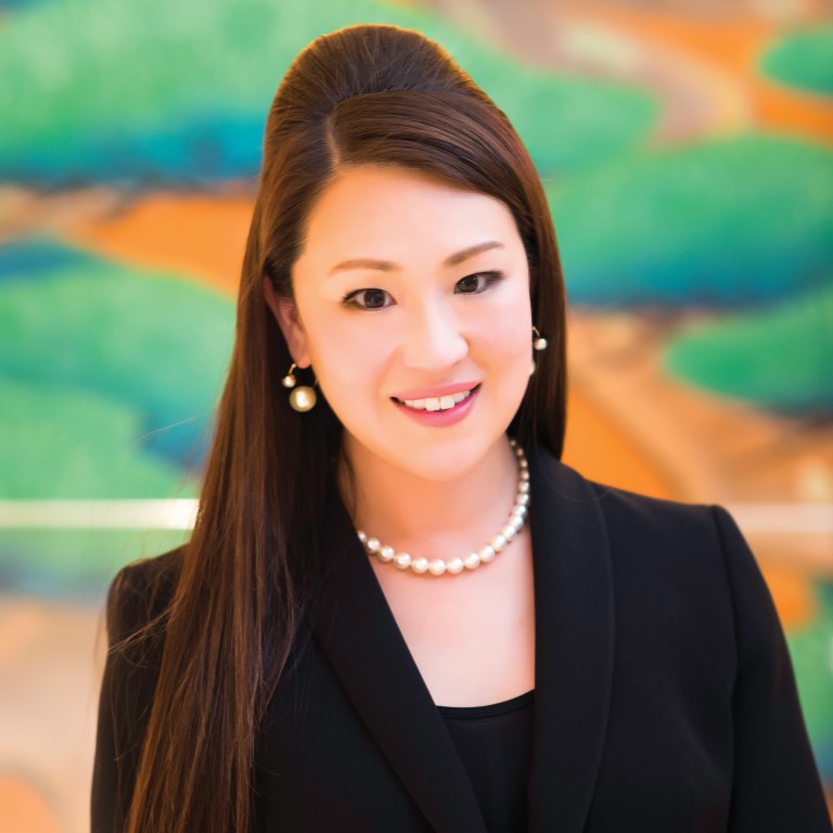 Founder of Luxurique, Naomi Mano