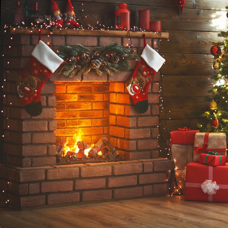 By 1860, many well-off families in the UK had a Christmas tree in the parlour.