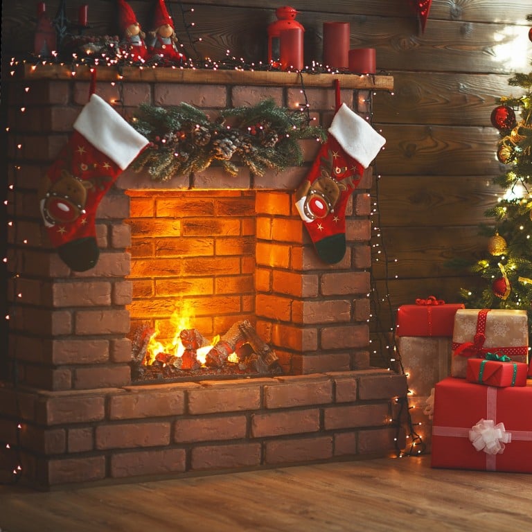 By 1860, many well-off families in the UK had a Christmas tree in the parlour.