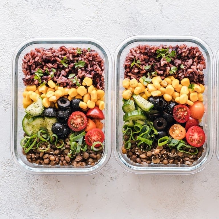 Do away with the headache of grocery shopping and sign up for three delicious and healthy meals each day, delivered to you in eco-friendly or zero-waste packaging. Photo: Pexels