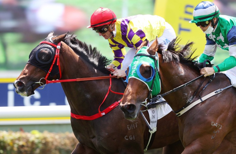 Champion’s Way holds off Cheerful Days to win the Class One Nam Wan Handicap (1,600m) at Sha Tin. Photo: HKJC