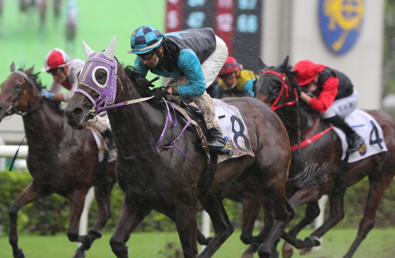 Joao Moreira salutes aboard Super Sunny Sing at Sha Tin on Friday. Photos: Kenneth Chan