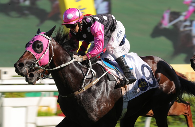 Beauty Charge runs out an impressive winner at Sha Tin. Photos: Kenneth Chan