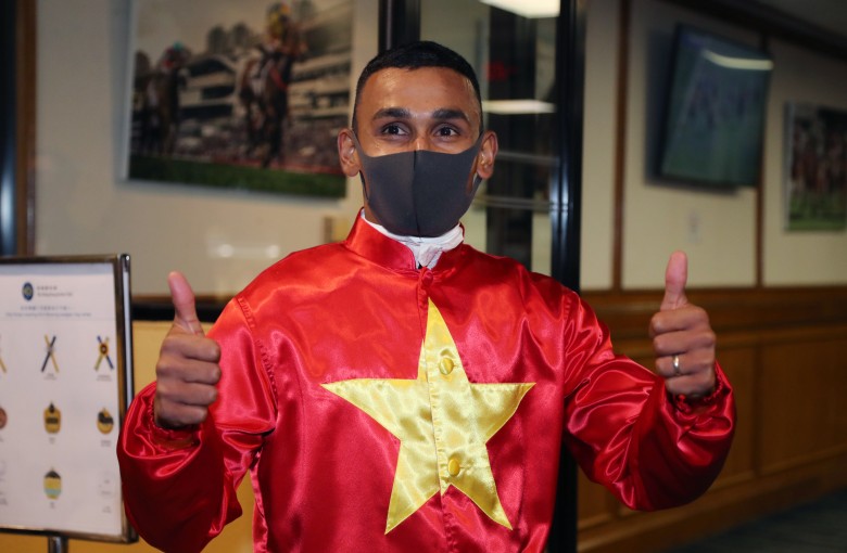 Karis Teetan celebrates his win aboard King Eccellente. Photo: Kenneth Chan