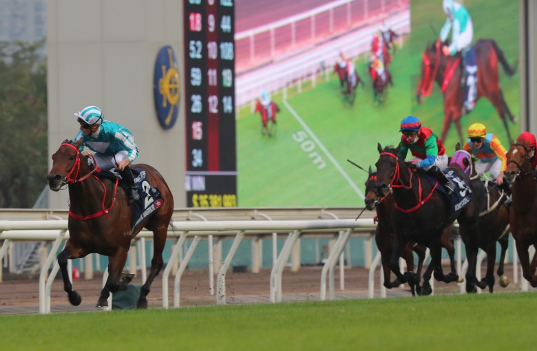 Money Catcher chases home Romantic Warrior in last month’s Hong Kong Cup. Photos: Kenneth Chan
