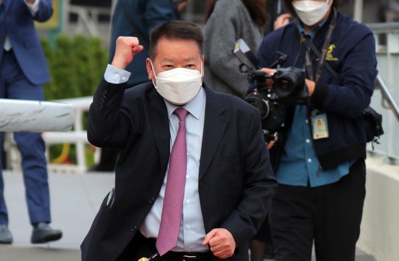 A jubilant Manfred Man celebrates Lucky Sweynesse’s Group One victory. Photo: Kenneth Chan