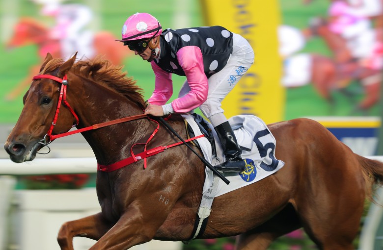 Beauty Eternal cruises to victory in the Class Three Des Voeux Handicap (1,400m) at Sha Tin on Sunday. Photos: Kenneth Chan