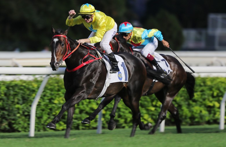 Lucky Sweynesse and Zac Purton win June’s Sha Tin Vase. Photos: Kenneth Chan 