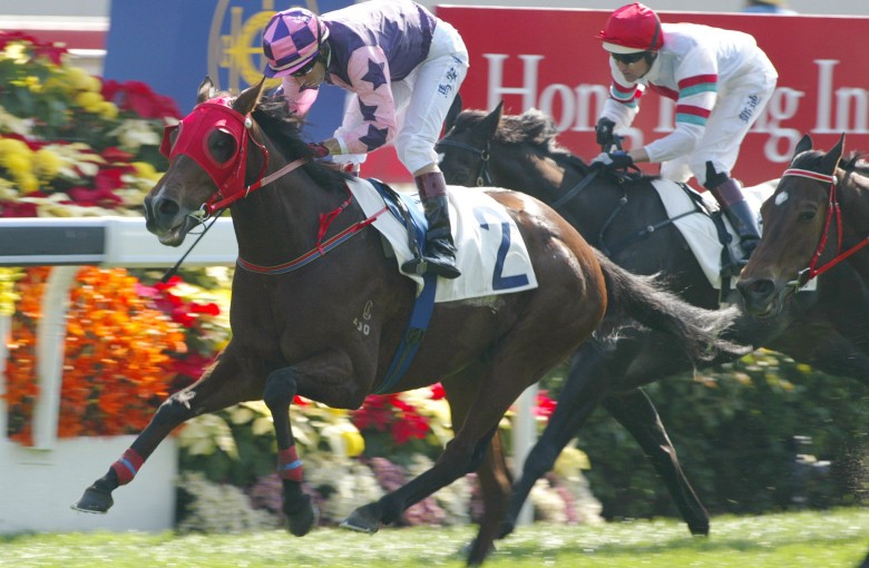 Helene Vitality salutes under Anton Marcus at Sha Tin in 2003. Photo: SCMP